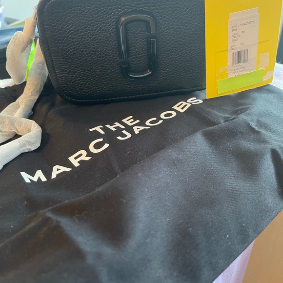 Brandnew Marc Jacobs 2 way Camera Bag - Picture 4 of 8